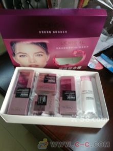 歐萊雅批發(fā)廠家 歐萊雅化妝品批發(fā) 歐萊雅地?cái)傌浽磁? class=